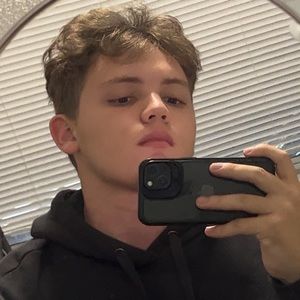 Meet your Posher, Alejandro